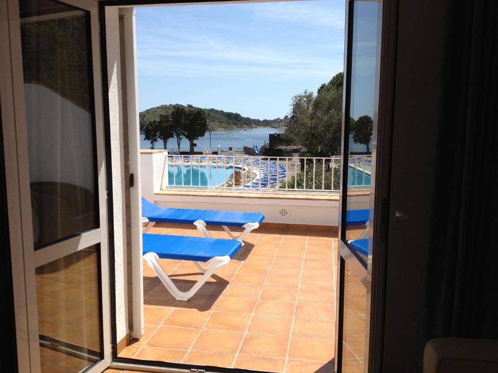 Hotel Calina Cadaqués Quarto foto